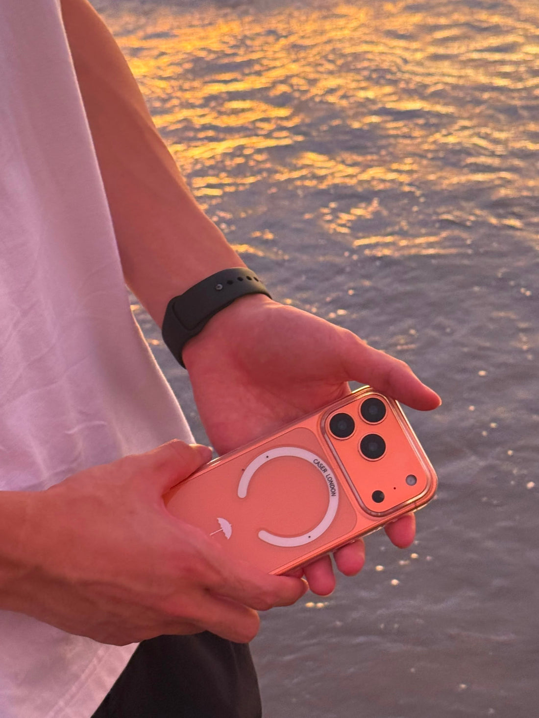 Are Clear iPhone Cases Worth It? Pros, Cons and What to Look For