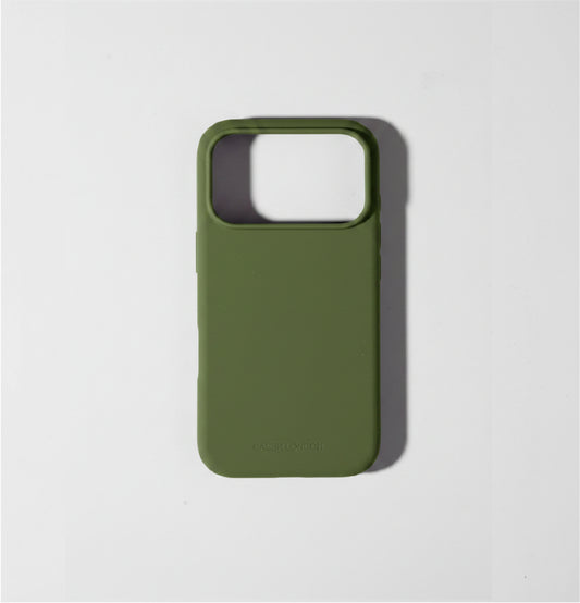 Green liquid silicone iphone 17 pro case with MagSafe charging ring