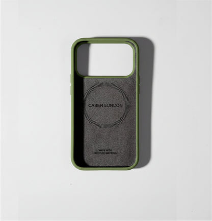 Green liquid silicone iphone 17 pro case with MagSafe charging ring